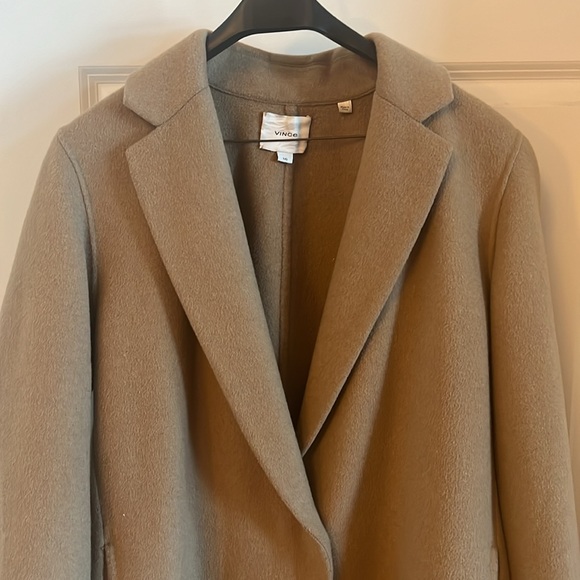 Vince Camel Color 1-button unlined wool coat. - Picture 3 of 6